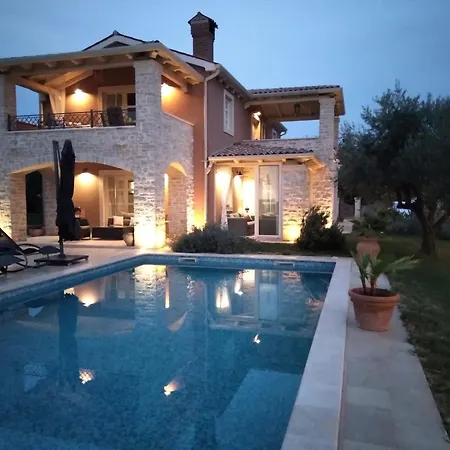 Ginocchetti Villa *
